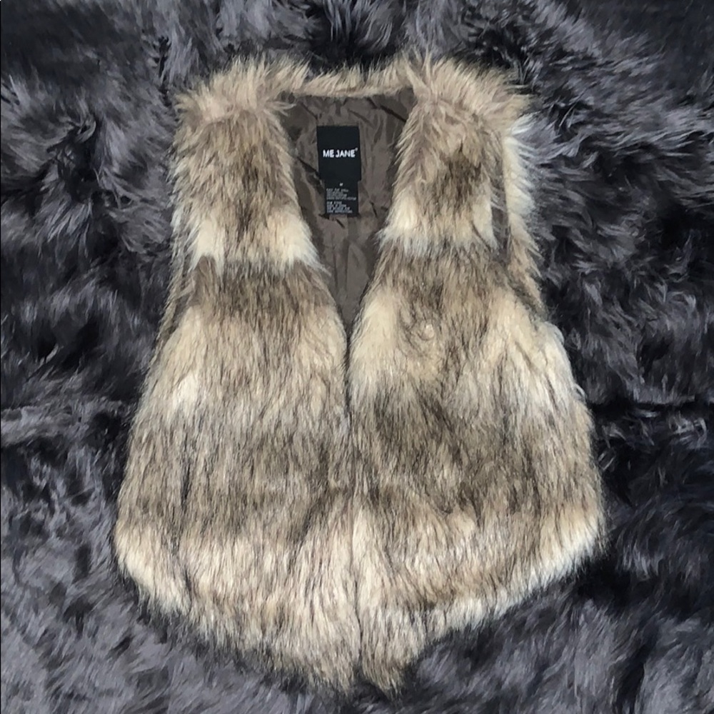 Fur vest